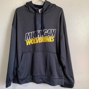 Russell Athletic Michigan Wolverine XL Men Sweatershirt Hoodie Kangaroo Pockets